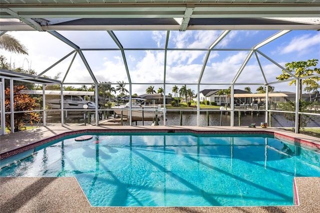 3316 SE 19TH PLACE, Cape Coral, FL 33904