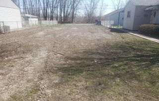 14013 S Manistee Avenue, Burnham, IL 60633