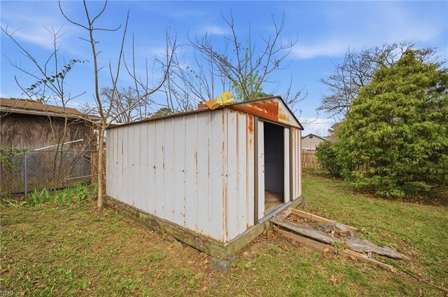 8909 Stratford ST, Norfolk, VA 23503