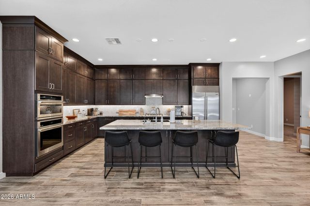 14195 W GRAY FOX Trail, Surprise, AZ 85387