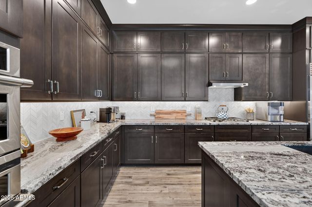 14195 W GRAY FOX Trail, Surprise, AZ 85387