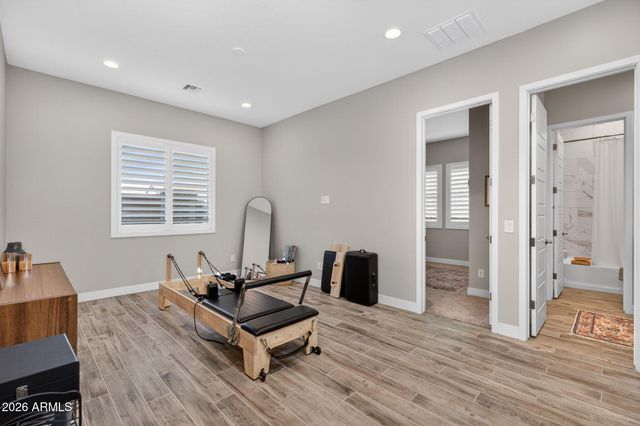 14195 W GRAY FOX Trail, Surprise, AZ 85387