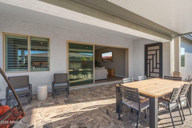 14195 W GRAY FOX Trail, Surprise, AZ 85387