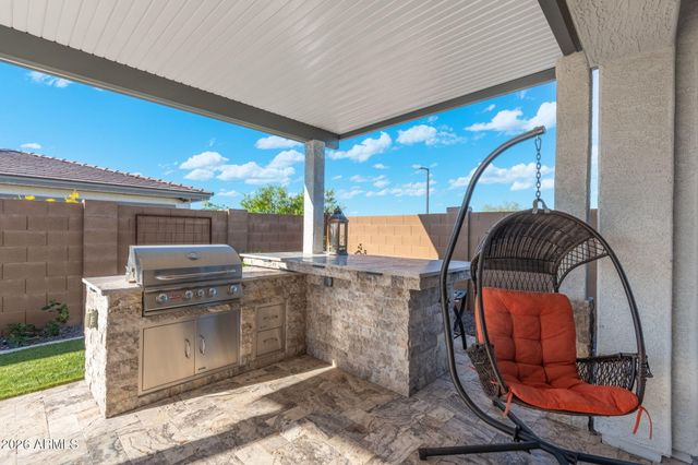 14195 W GRAY FOX Trail, Surprise, AZ 85387