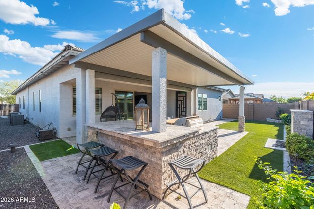 14195 W GRAY FOX Trail, Surprise, AZ 85387