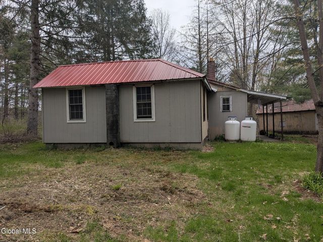 16 Louden Road, Saratoga Springs, NY 12866