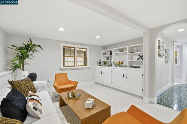 4461 Alhambra Way, Martinez, CA 94553