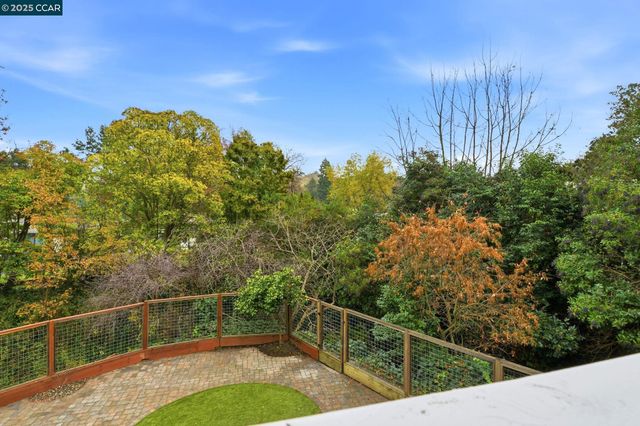 4461 Alhambra Way, Martinez, CA 94553