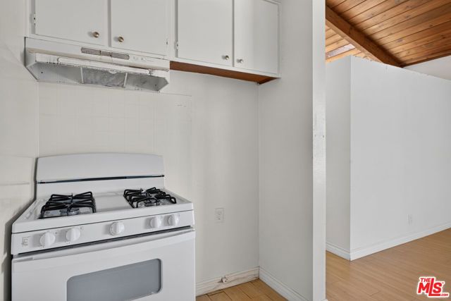 13217 Venice Boulevard, Los Angeles, CA 90066