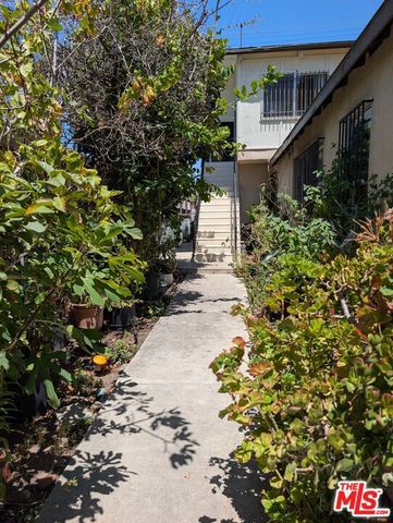 13217 Venice Boulevard, Los Angeles, CA 90066