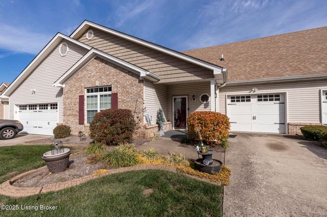 8405 Moss Garden Dr, Louisville, KY 40219