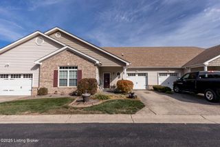 8405 Moss Garden Dr, Louisville, KY 40219