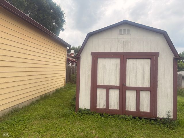 5656 Madison Avenue, Indianapolis, IN 46227