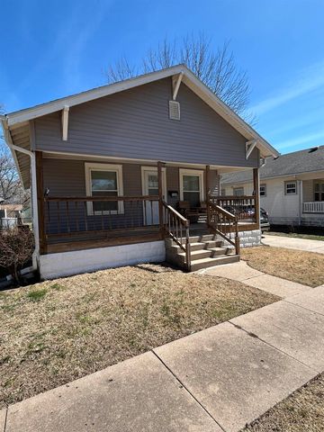 144 N Glenn St, Wichita, KS 67203