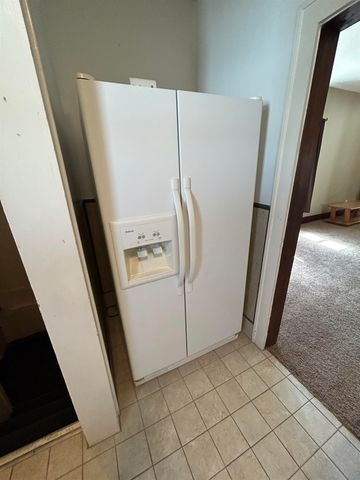 144 N Glenn St, Wichita, KS 67203