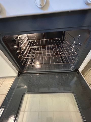 144 N Glenn St, Wichita, KS 67203