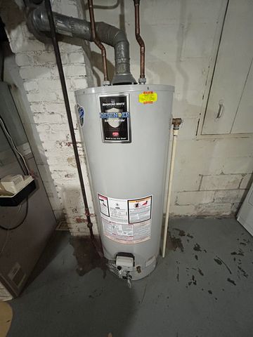 144 N Glenn St, Wichita, KS 67203