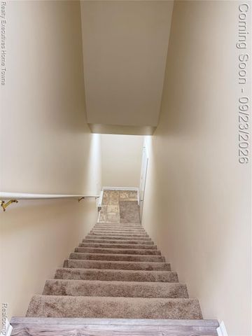 16476 Radison Drive, Macomb, MI 48044
