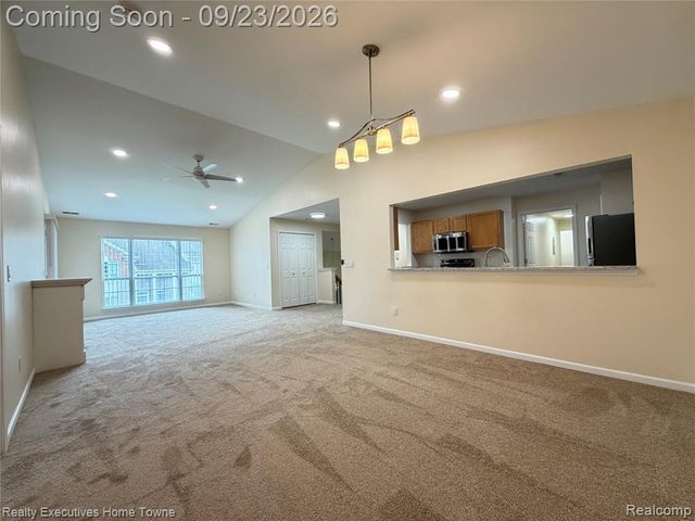 16476 Radison Drive, Macomb, MI 48044