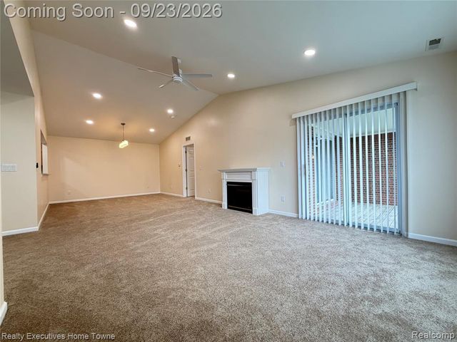 16476 Radison Drive, Macomb, MI 48044
