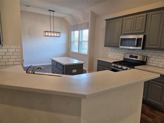 2832 Coral Valley DR, Leander, TX 78641