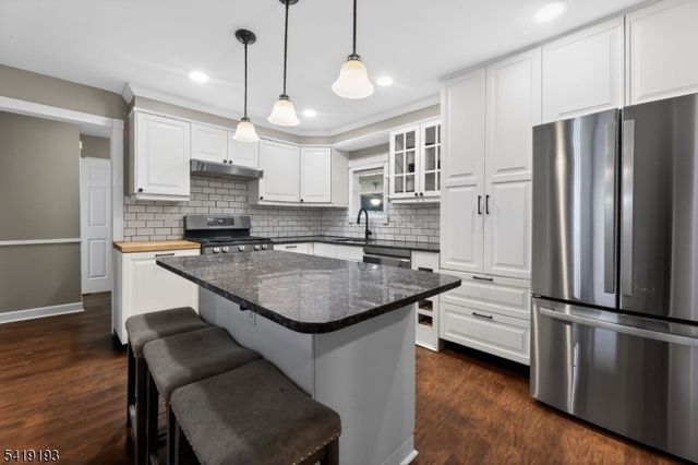 9 Linwood Rd, Mount Olive Twp., NJ 07836