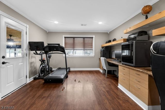 9 Linwood Rd, Mount Olive Twp., NJ 07836