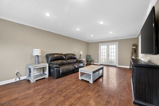 9 Linwood Rd, Mount Olive Twp., NJ 07836