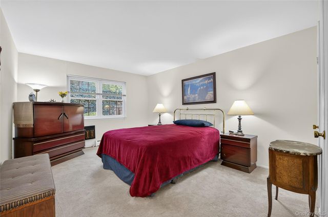 6 Anchorage Lane 5A, Oyster Bay, NY 11771