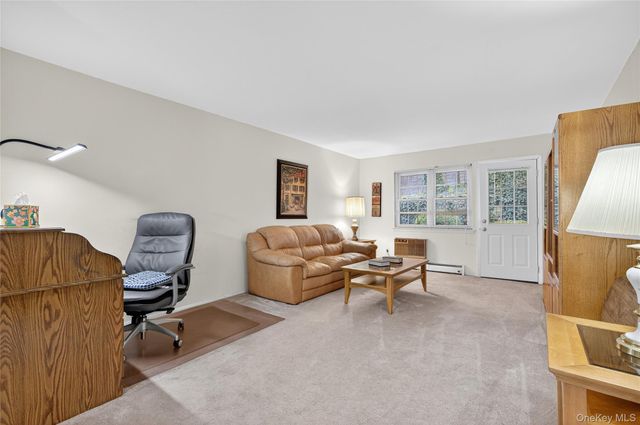 6 Anchorage Lane 5A, Oyster Bay, NY 11771