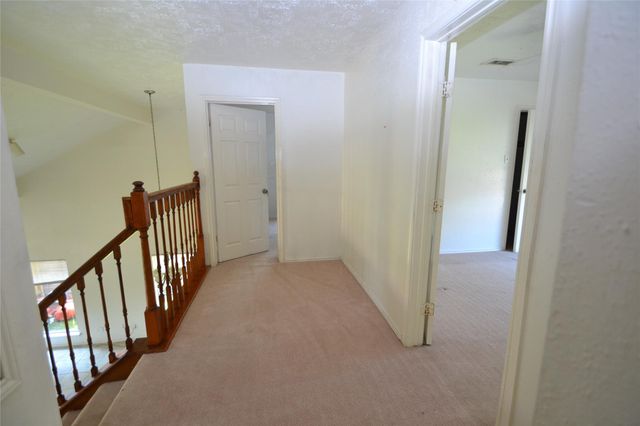 12410 Meadow Briar Drive, Stafford, TX 77477