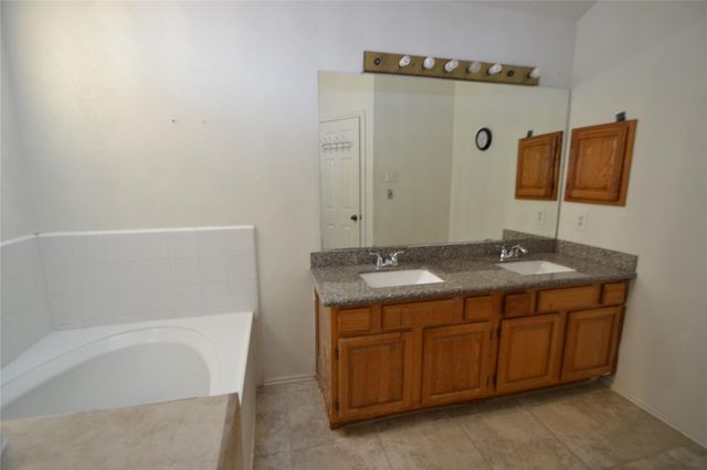 12410 Meadow Briar Drive, Stafford, TX 77477