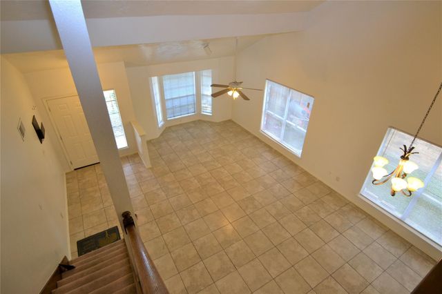 12410 Meadow Briar Drive, Stafford, TX 77477