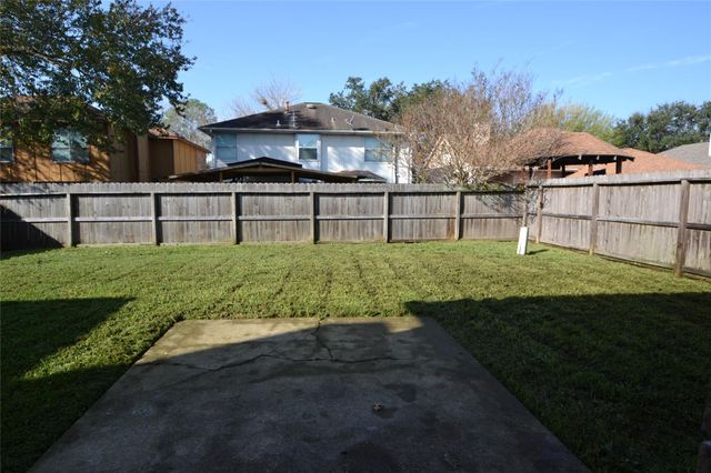 12410 Meadow Briar Drive, Stafford, TX 77477