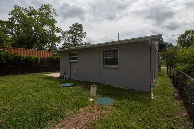 5615 VAN DOREN AVENUE, New Port Richey, FL 34652