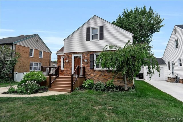 30 Truesdale Road, Tonawanda, NY 14223