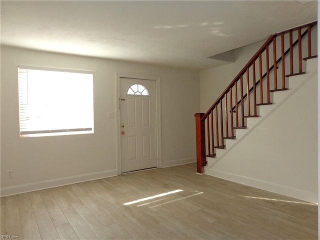2020 E Ocean View Ave Apt 3, Norfolk, VA 23503