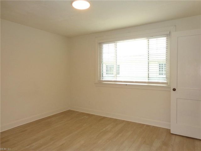 2020 E Ocean View Ave Apt 3, Norfolk, VA 23503