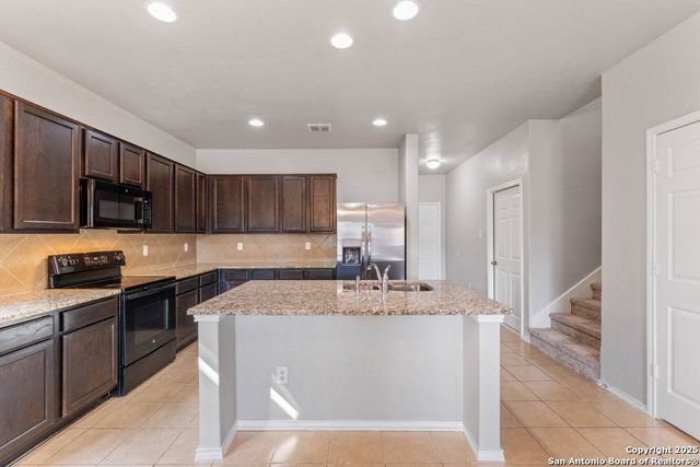 5710 Abiding Way, San Antonio, TX 78244