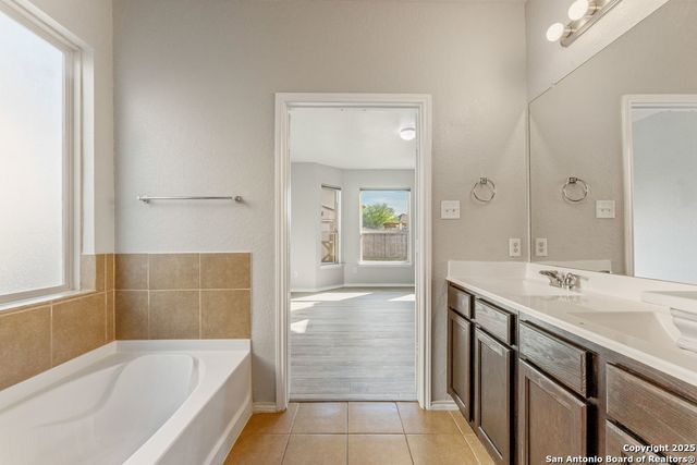 5710 Abiding Way, San Antonio, TX 78244