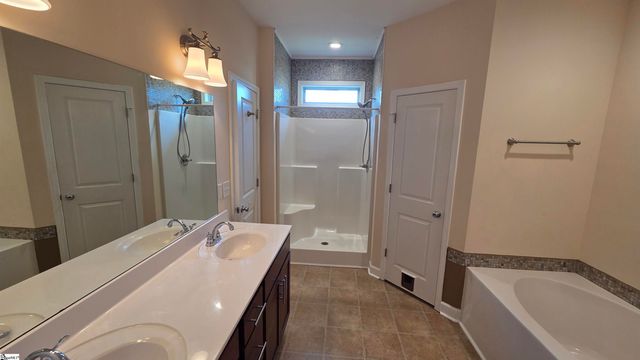 34 Montgomery Road, Lyman, SC 29365