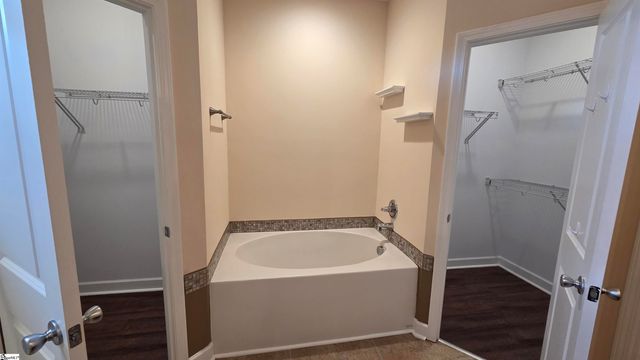 34 Montgomery Road, Lyman, SC 29365
