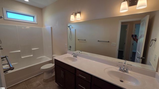 34 Montgomery Road, Lyman, SC 29365