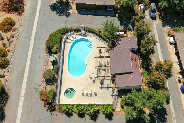 15719 Davis Cup Lane, Ramona, CA 92065