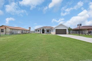 11211 Obrien, Atascosa, TX 78002