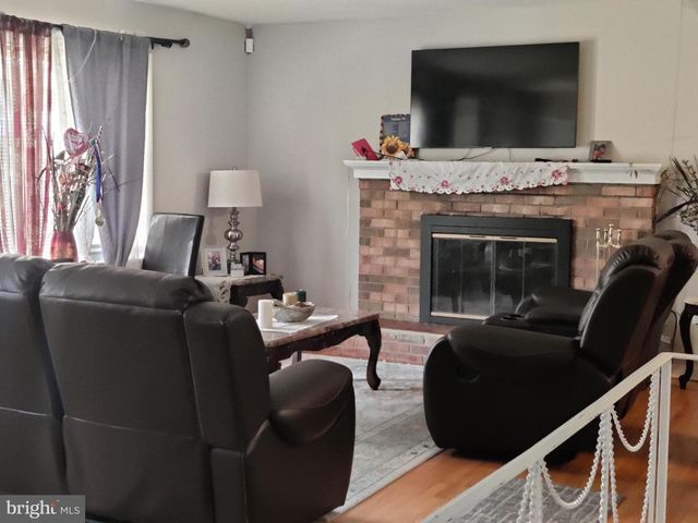 3004 MERVA CT, Fort Washington, MD 20744