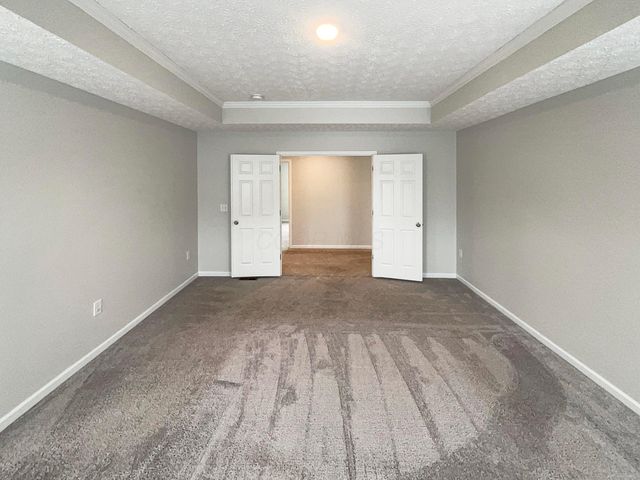 1128 Legacy Lane, Pataskala, OH 43062