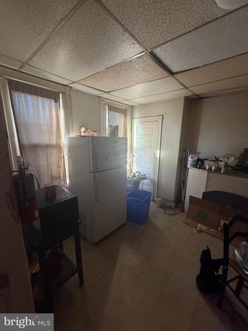 4240 N 15TH ST, Philadelphia, PA 19140