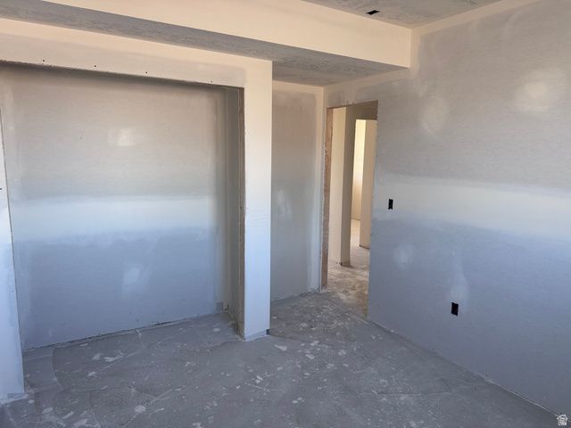 5777 W 4100 S, Hooper, UT 84315