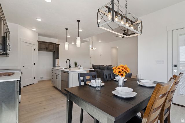 5777 W 4100 S, Hooper, UT 84315